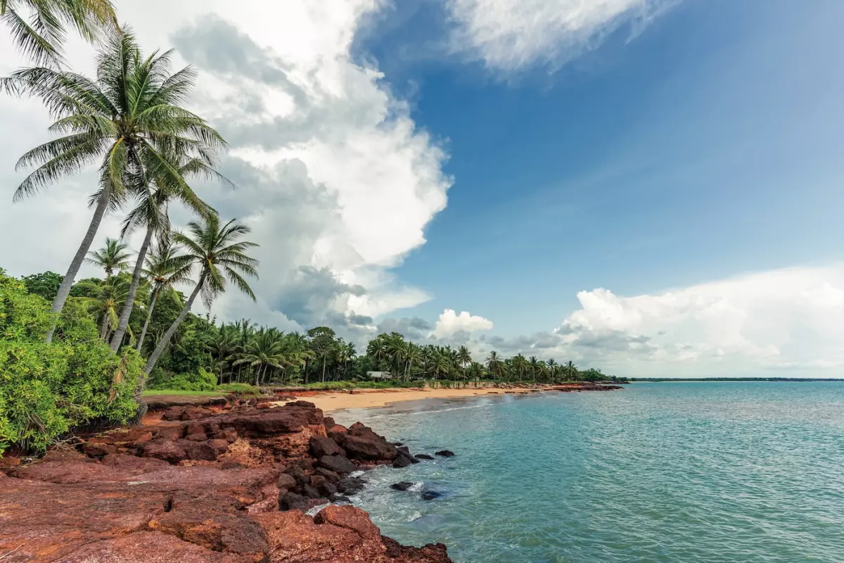The Difference Between the Outback and the Coast