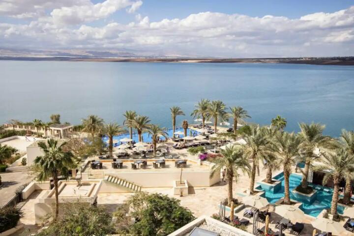 The Ultimate Spa and Wellness Guide to the Dead Sea Resorts