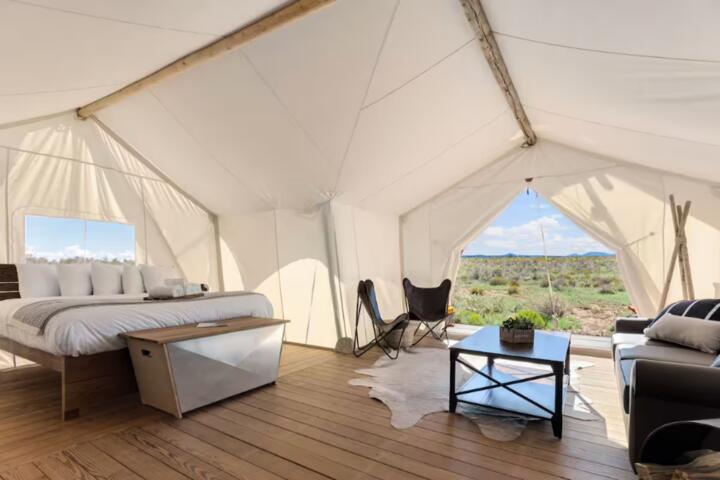Luxury Glamping in the Grand Canyon: A High-End Adventure Guide
