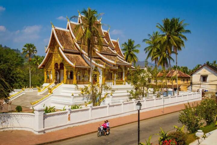 What to Know About Temple Etiquette in Asia