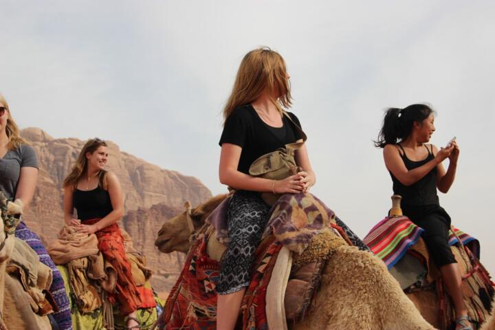 What to Pack for the Middle East